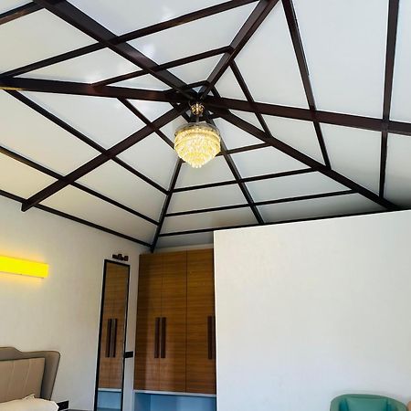 Srk Farm And Resort Anjār エクステリア 写真