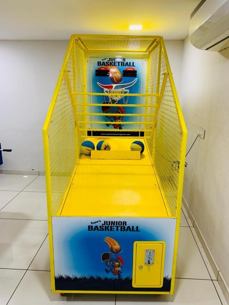 Srk Farm And Resort Anjār エクステリア 写真